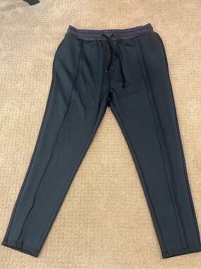 Voice of Insiders Women's Black Drawstring Pants